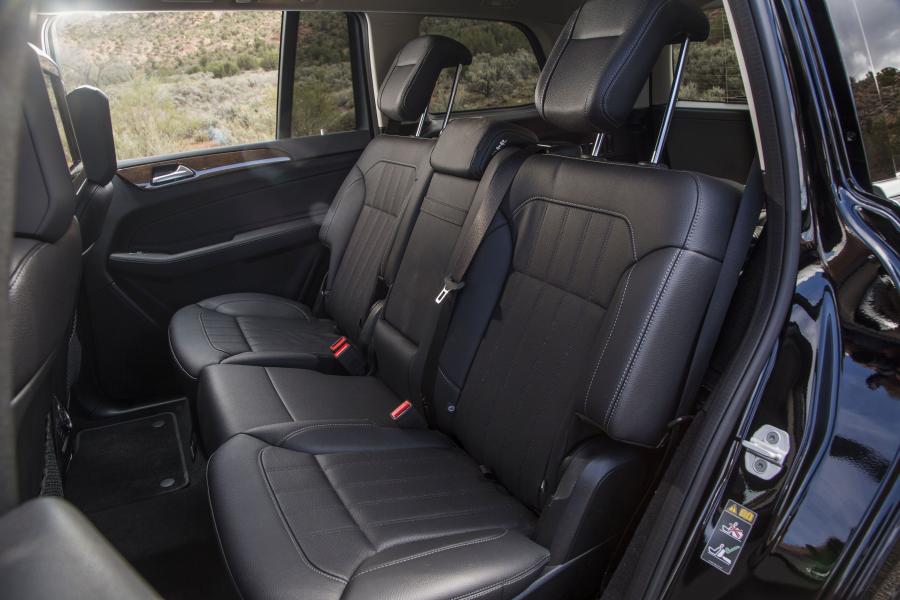 Интерьер Mercedes-Benz GLS450 4Matic 2016 года  (NA) (фото 24 из 30)